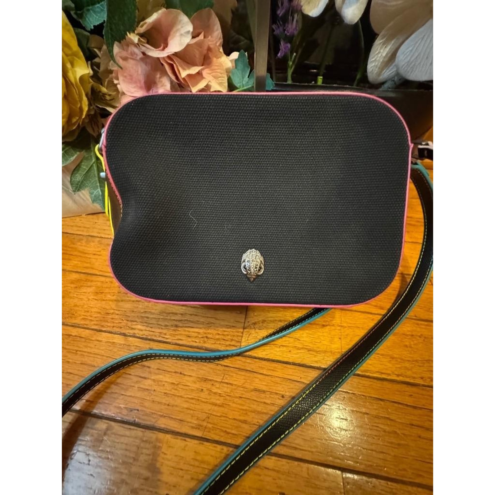 Kurt Geiger Richmond Crossbody Bag (210